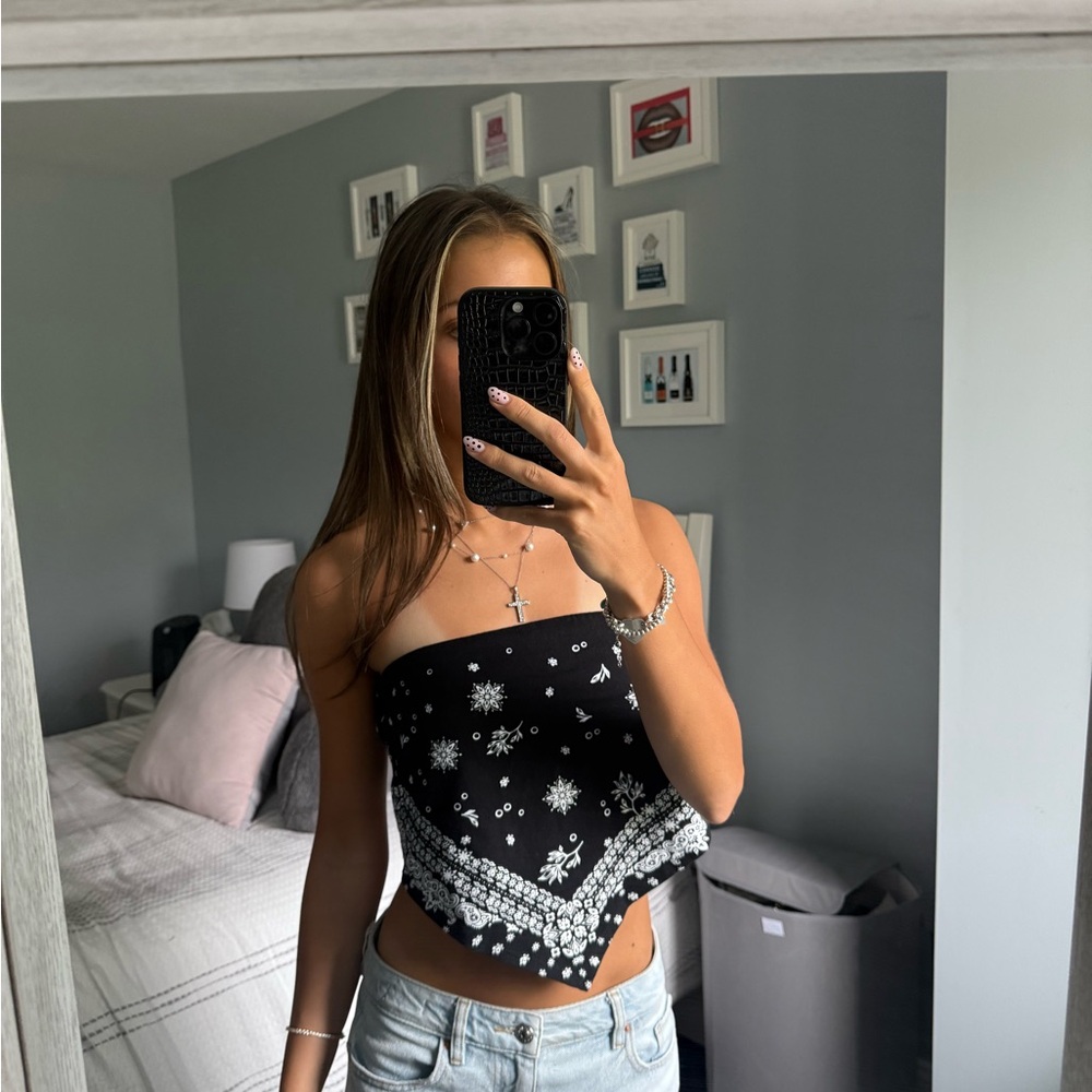 Black and White Women's Bandana Top